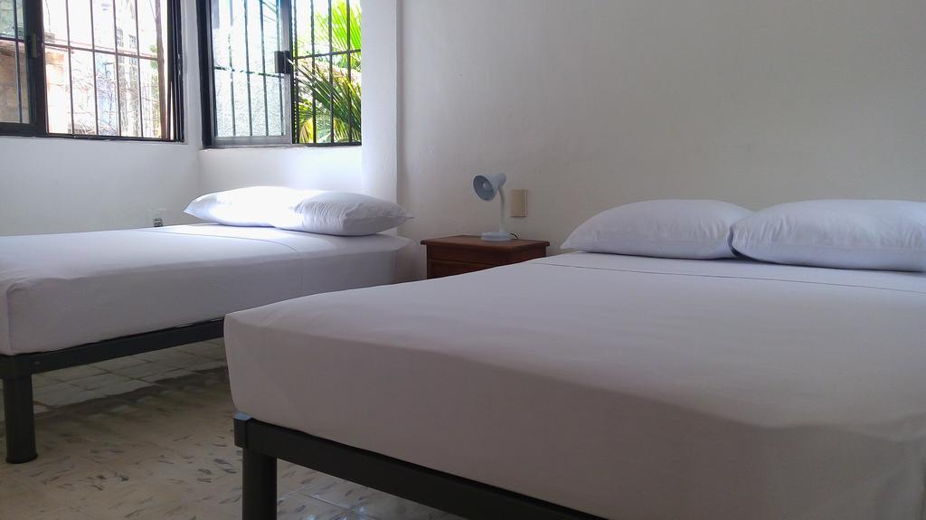 Hostal Haina Cancun Bagian luar foto